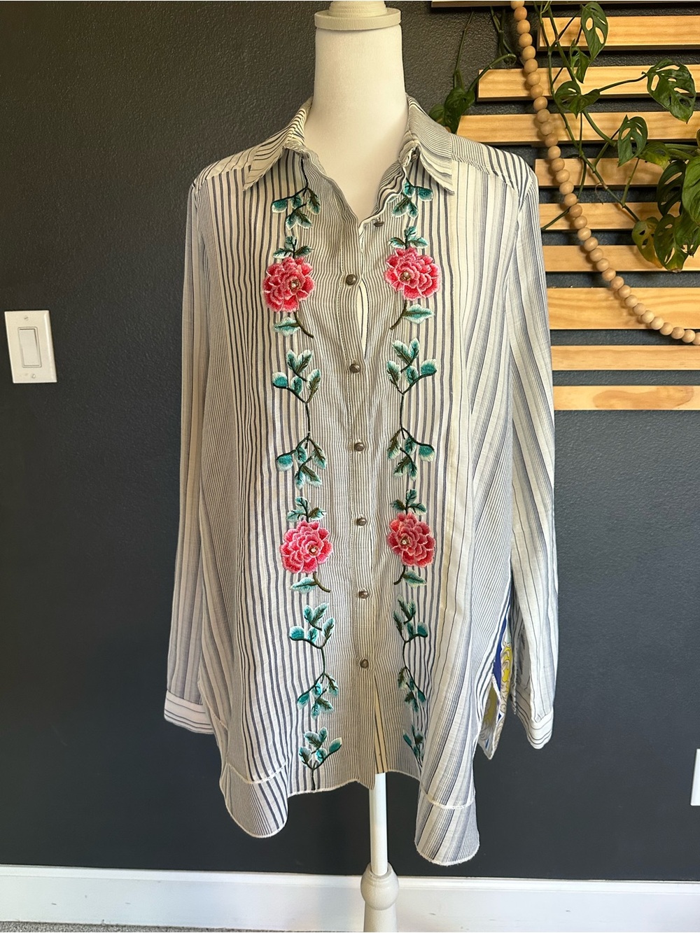 Aratta Silent Journey Embroidered Floral Mixed Print Boho Blouse Size Large - Picture 2 of 13
